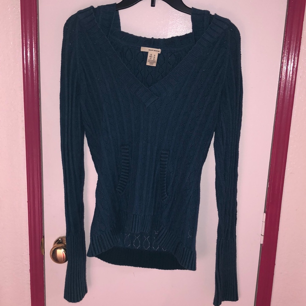 DKNY Knit V- Cut  Sweater